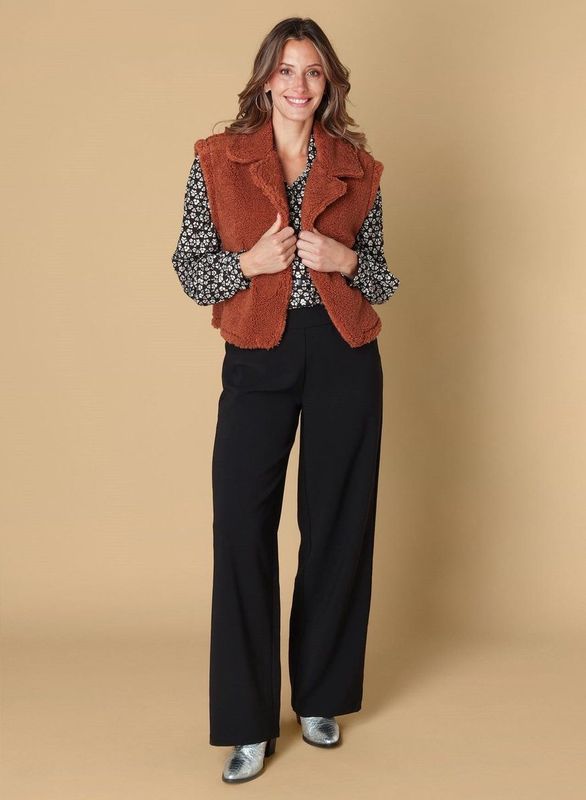 Ivy Beau - Saara - Vest - Karamel - Fluffy Teddy