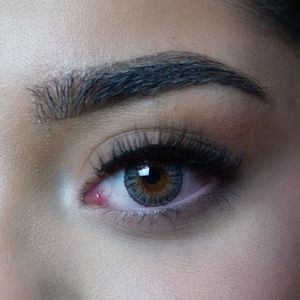 Kleurlenzen - Complete Set - Radiant Gray - Realistische Jaarlenzen - Inclusief Lenzen Bakje en Vloeistof