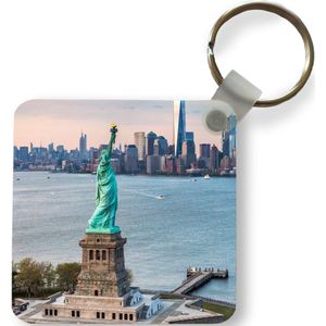 Sleutelhanger - Uitdeelcadeautjes - Vrijheidsbeeld met de skyline van New York - Plastic