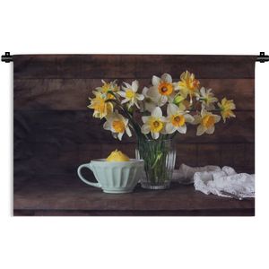 Wandkleed - Wanddoek - Narcissen - Theekop - Stilleven - 90x60 cm - Wandtapijt