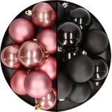 24x stuks kunststof kerstballen mix van zwart en oudroze 6 cm - Kerstversiering