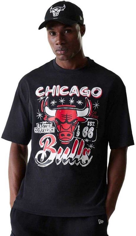 New Era Nba Graphic Oversized Chicago Bulls T-shirt Met Korte Mouwen Zwart L Man