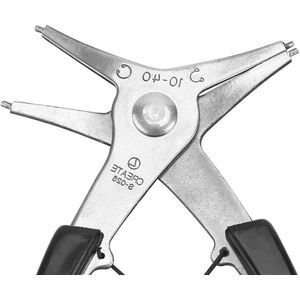 Aanpassing titel: Double use retaining ring pliers for easy removal of inner and outer rings