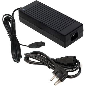 Spanningsomvormer 12V/10A – EU-stopcontact naar 12V DC-adapter voor autokoelkast