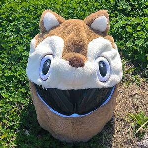 Eekhoorn Helmhoes - Motor - Scooter - Fiets - Universeel - Accessoire - Grappige hoes