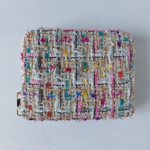 Portemonnee klein - multi kleurtjes - textiel - rits afsluitbaat - handig formaat - 8 pasjes - rits afsluitbaar - handzaam
