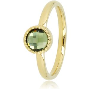 My Bendel Goudkleurige aanschuifring met groene glassteen - Goudkleurige aanschuifring met groene glassteen afgewerkt met een twisted randje - Met luxe cadeauverpakking