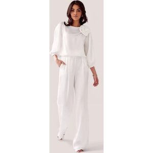 Inati maat 34/XS Lange broek Elegante broek Satijnen broek Elsa broek Stijlvolle uitstraling Comfort en draaggemak Delicate stof Moderne uitstraling Wijde pijpen Hoge taille Brede band Optisch slanker figuur Praktische zakken Ritssluiting zijkant