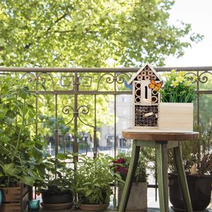 insectenhotel / Design insectenhotel met natuurlijke materiaal - Voor bijen, lieveheersbeestjes en vlinders - Om op te hangen , 26x24x12 cm