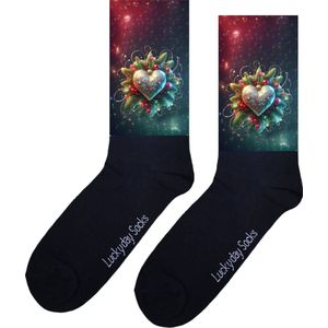 Hart - Verjaardag cadeau - Grappige sokken - Print sokken - Leuke sokken voor heren en dames - Moederdag - Vaderdag - Cadeau voor hem en haar - Kerstcadeau - Vrolijke sokken - Kerst - Valentijns cadeau - Sokken waar je vrolijk van wordt - Maat 37-44