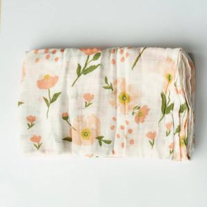 Tess & Tobi | Hydrofiele doek XL | Duurzaam | 120x110 | Roze bloemen