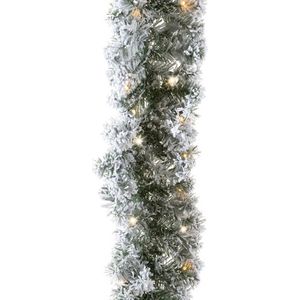 Set van 2x stuks groene dennenslingers frosted met verlichting 270 cm - Kerstslingers / dennen slingers met licht/lampjes
