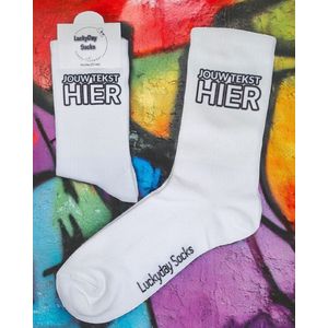 Custom Sokken - Eigen tekst sokken - Eigen ontwerp sokken - Tennis sokken - Sport sokken - Verjaardag cadeau vrouw en man - Valentijns cadeau - Witte sokken - Speciaal cadeau - Leuke dames en heren sokken - Moederdag - Vaderdag - Sokken maken Happy -