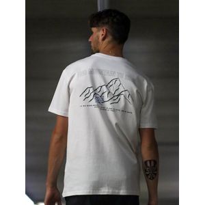Shirt - No mountain to high - Wurban Wear | Grappig shirt | Oversized shirt | Unisex tshirt | Streetwear | Y2K | Gym | Gewichten | Hip hop | Urban fashion | Skateboard | Zwart & Wit