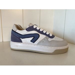 Hip sneaker maat 33