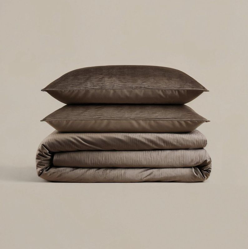 Sleeptime - Velvet Cartier - Dekbedovertrek - Taupe - 240x200x220 + 2 Kussenslopen 60x70