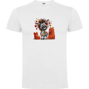 Wit unisex t-shirt met “ Kleurrijke Leuk Kerst Zebra met Kerstlampjes in de war en Kado's / Vrolijk Kerstfeest “ Print Full Color merk Roly maat 104 3/4 jaar