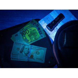 Oplaadbare Olight CSI Zaklamp + UV Lamp In Één Blacklight Vals Geld Detector Ultraviolet Licht IPX8