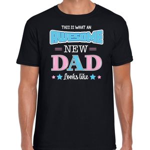 Bellatio Decorations Cadeau t-shirt aanstaande papa - awesome new dad - roze/blauw - heren - Vaderdag/verjaardag L