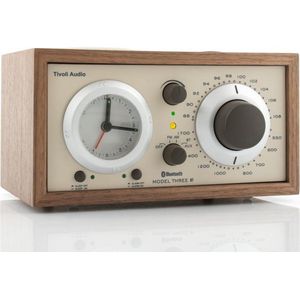 Tivoli Audio Model Three BT - Wekkerradio in Walnoot/Beige