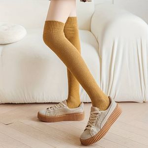 Gele Kousen - Warme Sokken - Winter - Hoge Sokken Vrouwen - Warme Overknee Sokken - Kousen - Overknee Sokken - Thigh Highs Socks - Knee Socks - One Size - Katoen Mix