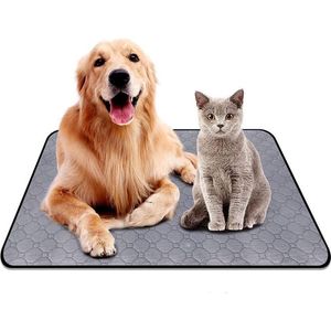 Duurzaam Hondentoilet - Waterdichte Zindelijkheid Trainingsmat - Puppy of Katten Training Pads - Herbruikbare Wasbare Honden en Katten Plasmat - Trainingsmat - Auto Mat - Grijs - 70 x 90cm