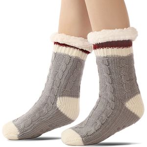 Vloer sokken - Warme Wintersokken - Sokken voor Binnen - Pantoffels voor bij de open haard - Warme Antislip Huissokken Volwassenen - Antislip Slippersokken voor- Dikke Pluche Sokken - Tapijtsokken - Thuis Sokken-Lichtgrijs- dames 36-40
