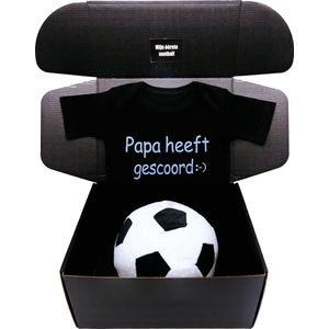 Kraamcadeau jongen - papa heeft gescoord - romper - baby voetbal pluche - rechtstreeks versturen als cadeau mogelijk