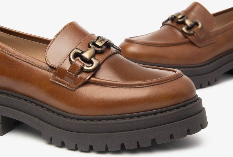 Nero Giardini Instappers 'Edge Handles Tr Folgaria 9120/009'  bruin