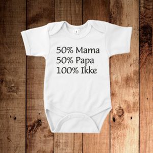 Grappige romper met tekst '50% Mama 50% Papa 100% Ikke' | Uniek kraamcadeau | Babykleding - Maat 56
