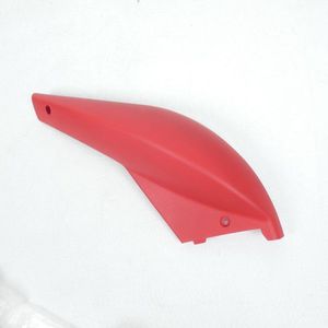Coque arrière droite origine pour Scooter Peugeot 50 Ludix Classic 14P 762100RT / 1176210000 / Rouge Neuf