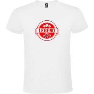 Wit T-Shirt met “Legend sinds 1977 “ Afbeelding Rood Size S