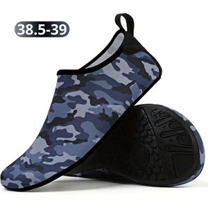 Livano Waterschoenen Voor Kinderen & Volwassenen - Aqua Shoes - Aquaschoenen - Afzwemschoenen - Zwemles Schoenen - Camouflage Blauw - Maat 38.5-39