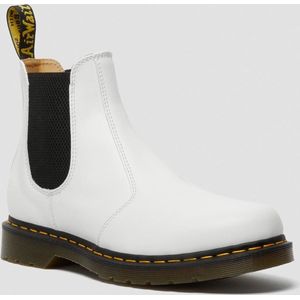 Dr. Martens 2976 Yellow Stitch Smooth White - Dames Boots - 26228100 - Maat 39