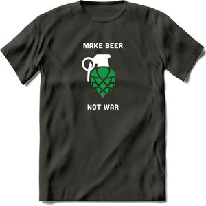 Make Beer Not War Bier T-Shirt | Unisex Kleding | Dames - Heren Feest shirt | Drank | Grappig Verjaardag Cadeau tekst | - Donker Grijs - S