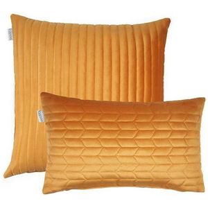 KUSSEN FLUWEEL OKERGEEL 50×50 CM EN 30×50 CM Set van 2