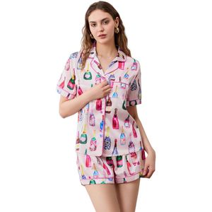 Pyjama - dames - 2-delig - champagne en wijn flessen - lichtroze - meerkleurig - broekje met shirt / blouse - shortama - pyjamaset - nachtkleding - nachtset - zomer pyjama - loungewear - pyjamafeest - alcoholvrij