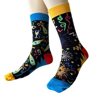 Feest Sokken met Vuurwerk, Slingers en Champagne - Leuke grappige sokken voor Dames/Mannen - maat 37 tot 43 - Funny Socks voor Oud & Nieuw, Verjaardag en Jubileum