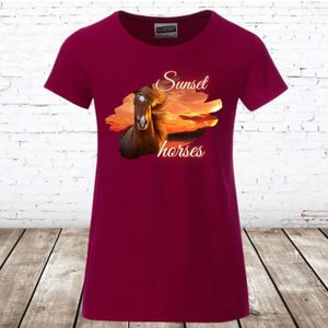Meiden shirt met paardenprint rood 122/128