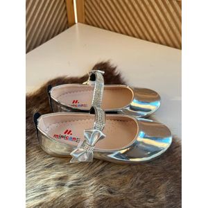 meisjesschoenen-effen feestschoenen-kinderschoenen- ballerina- schoenen met enkelband-klittenbandsluiting-orthopedic-kleur zilver-bruidsmeisjes-bruiloft-feest-verjaardag-fotoshoot-maat 28
