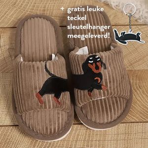 Teckel - hond - bruin - slippers - teenslippers - zwarte teckel - teckelprint - maat 42/43 - teckel pantoffels
