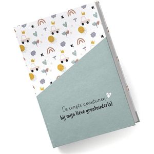 Heen en weer boekje - Grootouder - hartverwarmende herinneringen: Een oppasboek om te koesteren - baby - peuter - oppasboek - hardcover - voor bij de grootouders - oma - opa - cadeau - kraamcadeau - kraamtijd