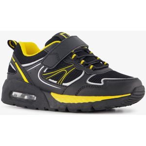 Blue Box jongens sneakers met airzool zwart geel - Maat 32