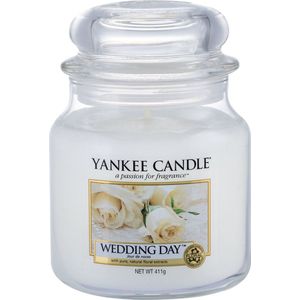 Yankee Candle Geurkaars Medium Wedding Day - 13 cm / ø 11 cm