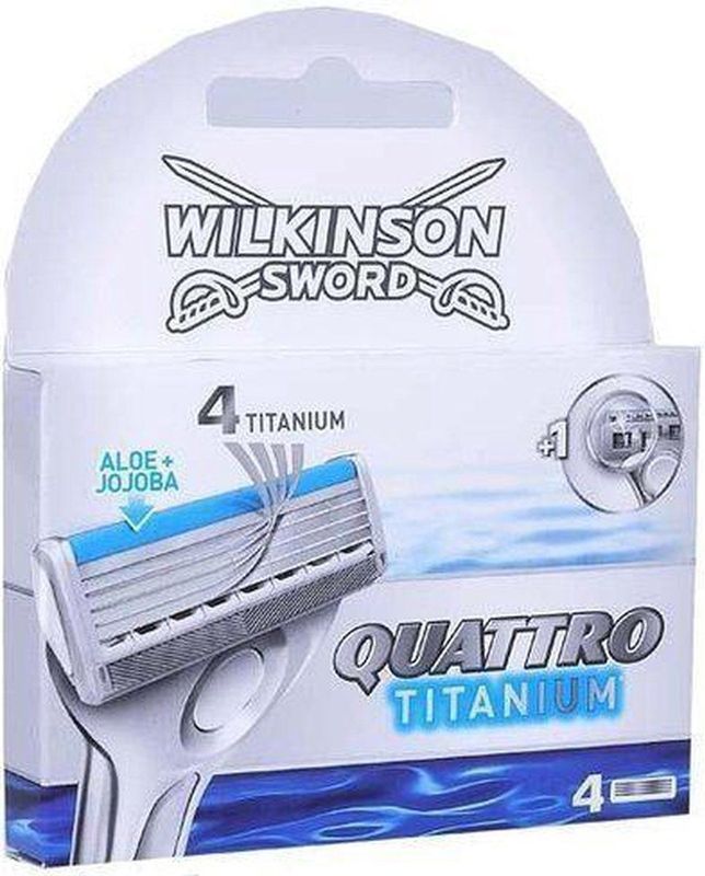 Wilkinson - Quattro Titanium - Scheermesjes - 4+1 Stuks