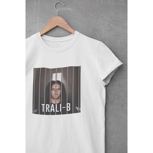 Shirt - Trali B - Wurban Wear | Grappig shirt | Leuk cadeau| Unisex tshirt | Meme shirt | Trending shirt | Wit & Zwart