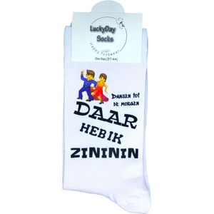 Zininin - Dansen Sokken - Dans - Verjaardags cadeau voor vrouw en man - feest sokken - Festival cadeau - Witte sokken met tekst - grappige sokken - leuke dames en heren sokken - moederdag - vaderdag - Socks waar je Happy van wordt - Maat 37-44