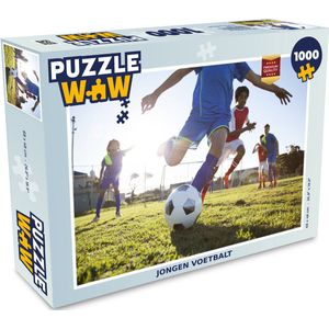 Puzzel Jongen voetbalt - Legpuzzel - Puzzel 1000 stukjes volwassenen