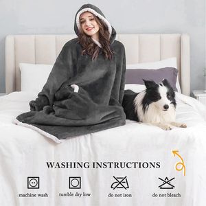 Oversized sherpa hoodie met mouwen en capuchon – Zachte en warme deken voor volwassenen