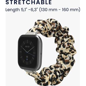 kwmobile elastisch bandje voor smartwatch - geschikt voor Fitbit Versa 4 / Sense 2 / Versa 3 / Sense - Horlogebandje van katoen - In beige / zwart / bruin